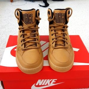 Nike -Son Of Force Mid Winter (Wheat)